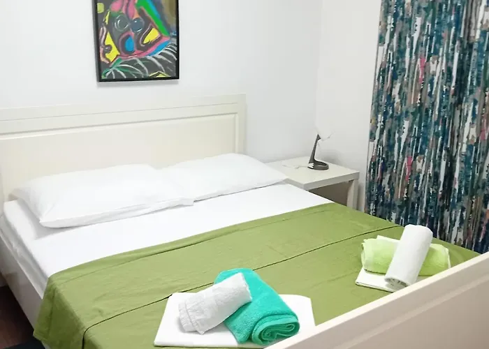 Apartament Tustica *