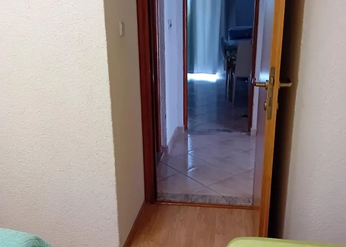 Tustica