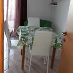 Tustica Apartman