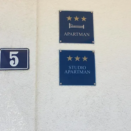 Διαμέρισμα Tustica *