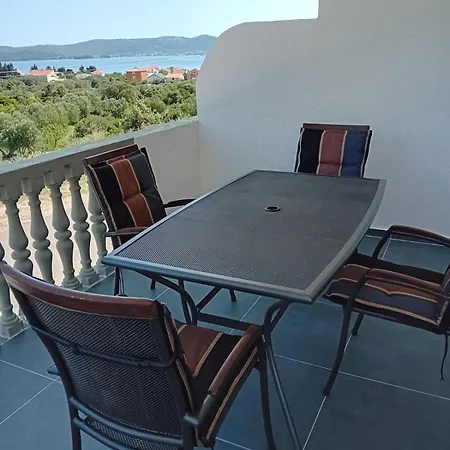 Tustica Appartement *