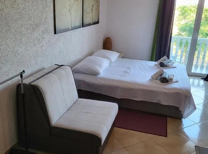 Apartman Tustica